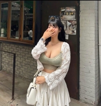 奶昔  166 /F/24  高挑氣質正妹 五官精緻皮膚光滑白皙