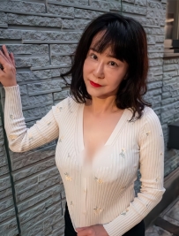 香奈｜158/46/D/40歲  成熟熟女 騷味濃厚 床上主動到會嚇到你