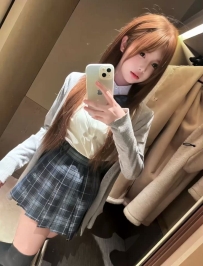 #高雄  小雯   158/46/C/19歲    💗清純肉體 乳頭蜜穴都是粉紅色的