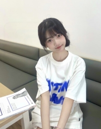 思琪 162/43/B+/19歲   #臺南  小巧玲瓏 長得很可愛  非常細緻