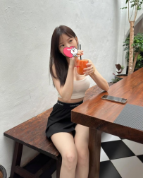 🎀 江茉：160cm｜45kg｜D奶｜21歲