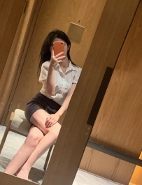 5000氣質長腿 甜美賣場小妹   不抽煙，無刺青