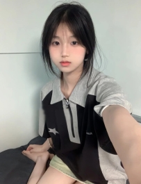 棉棉 158.45.B.20歲  #嬌小可愛型女生 娃娃臉 狗狗眼