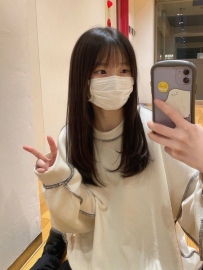 高雄 沛沛 158-46-C-19歲  學生妹風格 蘿莉可愛臉蛋清純帶稚氣