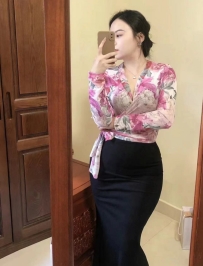 小慧 162cm E 49 31歲  成熟有韻味 床上功夫了得  敢玩型 淫蕩 悶騷 肥美蜜穴