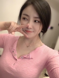 月月 162cm/46kg/Dcup/24歲  大D奶波霸可乳推奶泡 床上服務更是滿分