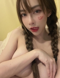 羽嫣  166cm.46kg.Dcup.24歲  可口小點心！D奶讓人忍不住想要揉捏她