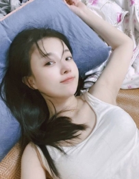 珍珍  157/44/C/20  大眼萌妹小隻馬，可可愛愛傻傻怪怪