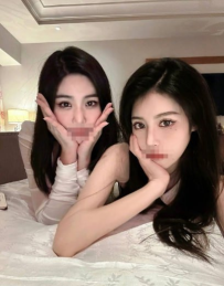 #高檔3P姐妹花上線  #職業-賽車舉牌妹妹