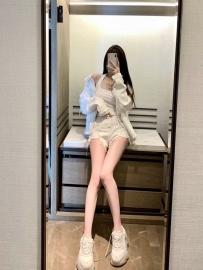 櫻桃  身高166 罩杯C  22Y #高檔私房菜  適合玩各種姿勢