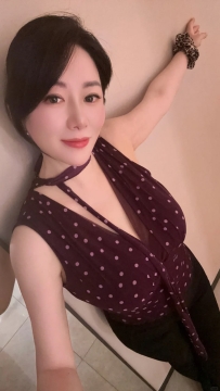 文婧  162cm 48kg D奶 35歲  溫婉少婦 外貿佳 身材比例好