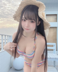 宛瑜 158/46kg/D+/22歲 童顏巨乳的代表 甜美俏麗的天使