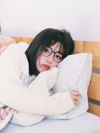 💗 小菓  23歲 | 161 | 46 | C  可愛中帶點小惡魔的魅力😈