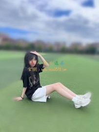 花花 152cm.B.40.20歲  第一次下海的學生妹