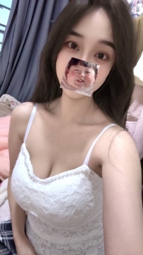 #台北可約  #本人照  身材：160cm F奶 50kg 28歲