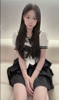 優質白嫩美，搭配水汪汪大眼睛直接秒殺眾生