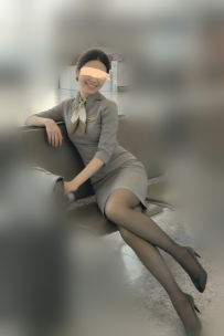 溫琴 168 48 D+ 24歲    【星宇航空空姐 】