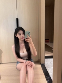 悠悠 165cm D+ 48kg 24歲  #光身材就讓人看得心癢癢正妹