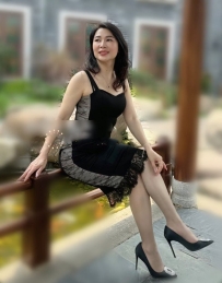 臺北老熟女價位：4500  無套內射+1000