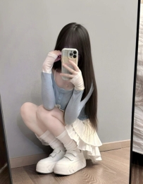 芸芸 157.44.B.20歲  #安靜聽話型 貼心配合 服務青澀