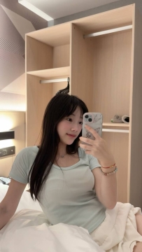 #高雄  文心 163cm/Dcup/22歲/46kg