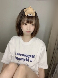 小娜 158cm.D.19歲.45kg  #小隻大奶 皮膚白皙 外貌很可愛