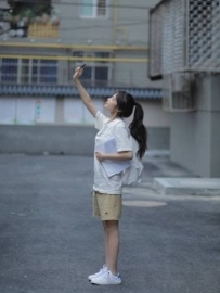可欣 160.C.42.20歲   #可愛型學生風~綁著馬尾的妹妹