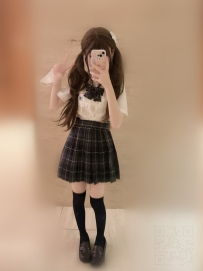 JK制服學妹在校生  可利 155cm・42kg・B奶・18歲