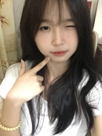 158/C/44/20歲  A4腰清纯甜美 平時是一位宅女