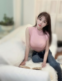 【台中可約】➤ 朵拉｜160cm｜F奶｜23歲  巨乳顏控福音💋深喉加舌技  無人能敵