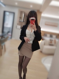 可凡 160.C.46.24歲   #氣質房屋仲小姐  線條流暢優美至極的聖女般的玉體