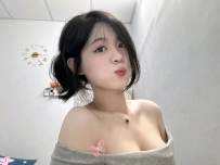艾莎 162cm.47kg.D.23歲  #飢渴女孩 乖巧活潑的性格