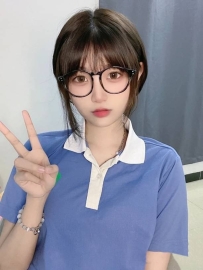 肉肉 158 44 B 19歲  #學生妹 嬌小身型 俏皮可愛