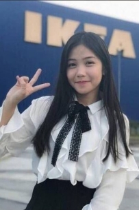 琳琳  155cm.40.C.20歲 長髮 膚白貌美 身材較小 很可愛 不抽煙...
