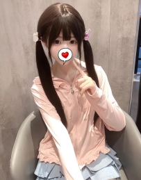#極品呦呦超級嫩鮑  小糯米 155.B奶.18歲.40kg