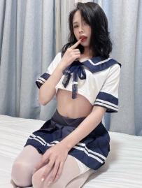 露絲  162cm Dcup 19歲  簡介：榨乾精液 有沒有人想挑戰的啊