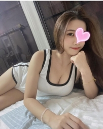 莉亞 165- F- 23歲-48kg   傲人巨乳」太兇了！