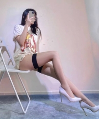 #高雄7000  黑絲美腿櫃姐上線 很敢玩  下面很敏感 水多多 ...