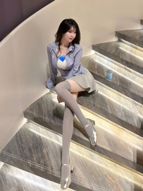 韓菲菲 167.D.46.24歲 澳門荷官  下午14:00開始報班