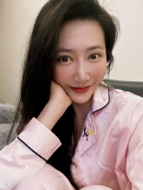 #臺南  雯雯  163cm C奶 48kg 35歲   嫵媚女人 情趣玩具挑逗前戲足