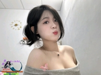 ✨艾莎✨  162cm｜47kg｜D罩杯｜23歲    #飢渴女孩 💋