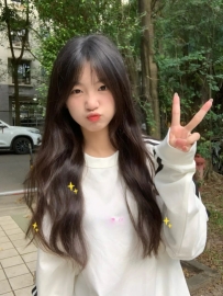 丫丫 155.D.46.20歲 服務主動熱情，做愛也不會趕時間