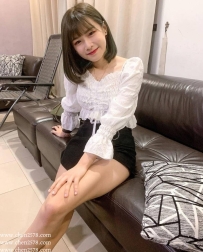 #高雄 映冬 155.C.43.23歲  服裝店店員