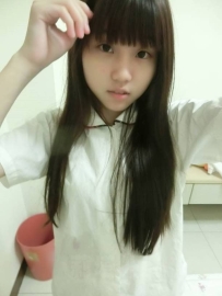 小成   157cm  40kg  21歲 大學生 高雄  8K