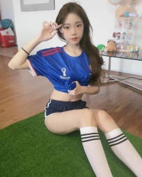 極品E奶正妹限名額可約！  薇拉：166.C奶.48kg.21歲