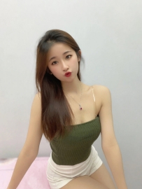 #台中  小怡 22歲 165cm.C.45kg  很溫柔 很好相處 很清切的一個女生