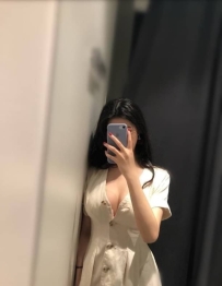 曼兒   162cm 48kg   Dcup  31歲     服務很好讓你在床上腿軟  血脈僨張