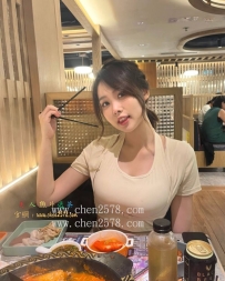 小野 160 45 C+ 23歲   直播正妹.小清純帶點小火辣