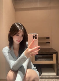 晚晴  165.D奶.26歲    氣質御姐型 成熟穩重  外表高雅 懂得掌控互動節奏