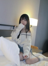 155・37kg・19歲・ Bcup   💁‍♀️・小小隻 身材很不錯 胸部很Q彈B奶